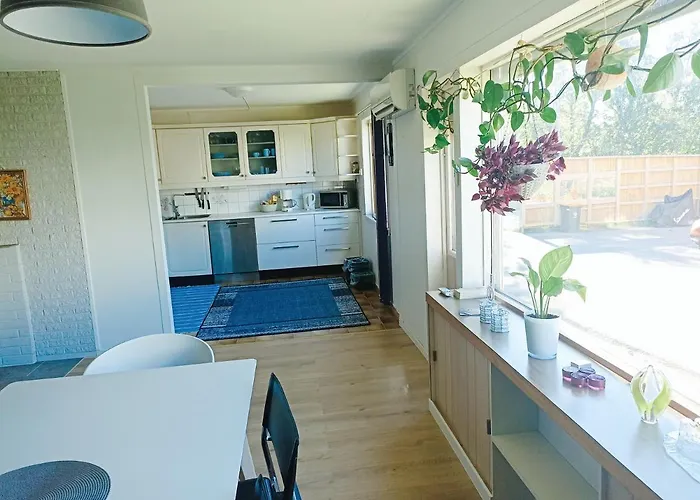 Feelhome 4 Bedrooms Polarvegen トロムソ